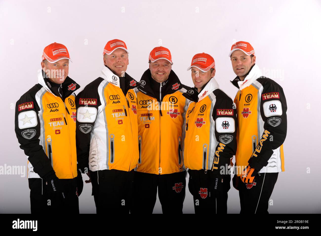 Cuno Schreyl, Ismo Hämälainen, Jochen Behle (Bundestriner) Janko Neuber, Andreas Schlütter (Trainerstab Langlauf ) von links, Teamfoto DSV Ski National Mannschaft, Porträt Stock Photo