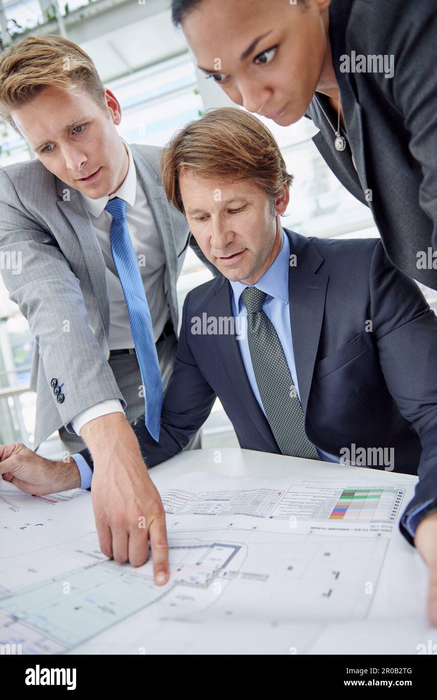 Smiling architects in formal hi-res stock photography and images - Alamy