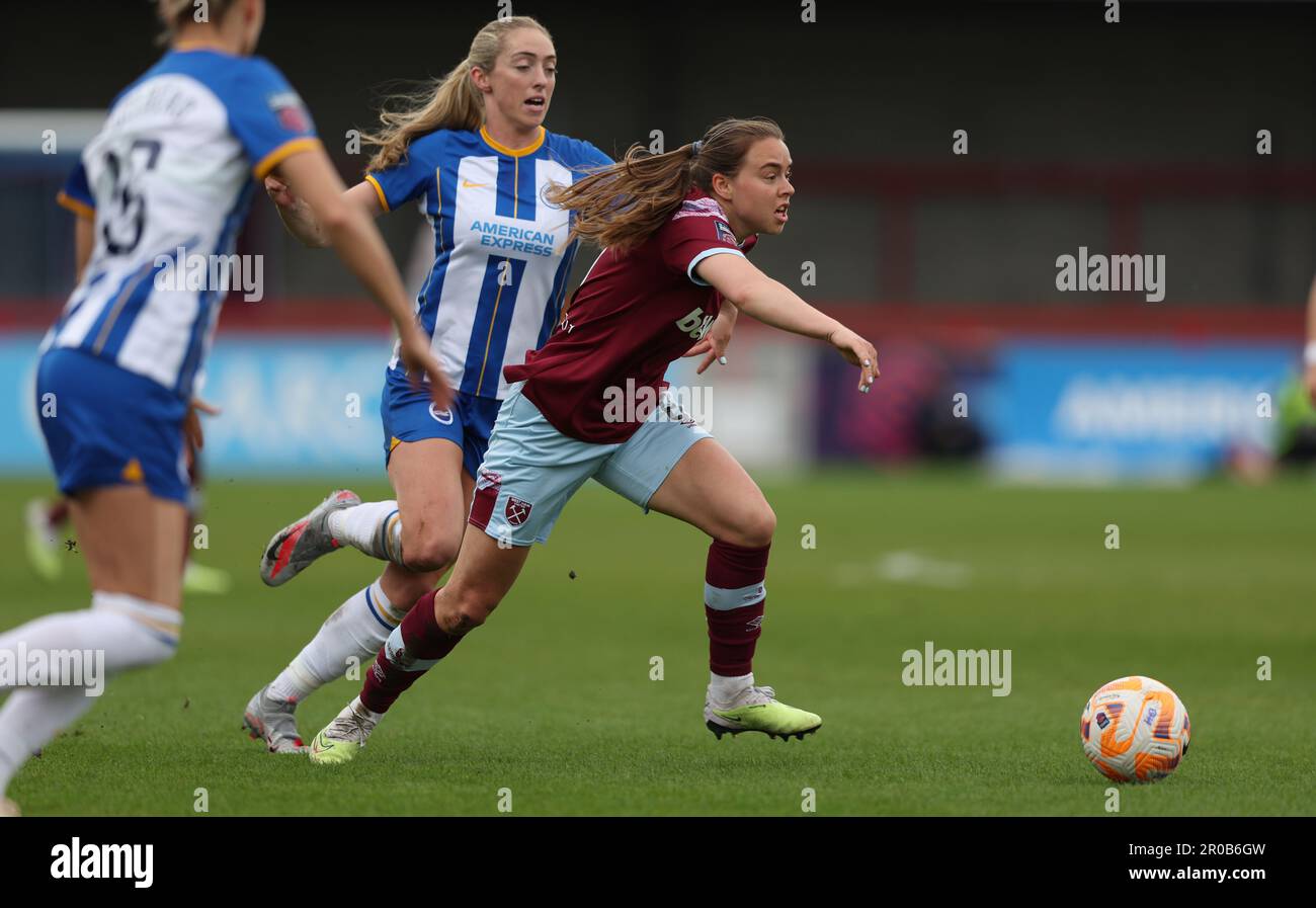 Crawley, UK. 7th May, 2023. Brighton's Megan Connolly viers for the ball with West Ham's Emma Strom Snerle during the Barclays Women's Super League match between Brighton & Hove Albion and West Ham United at the Broadfield Stadium in Crawley. Credit: James Boardman/Alamy Live News Stock Photo