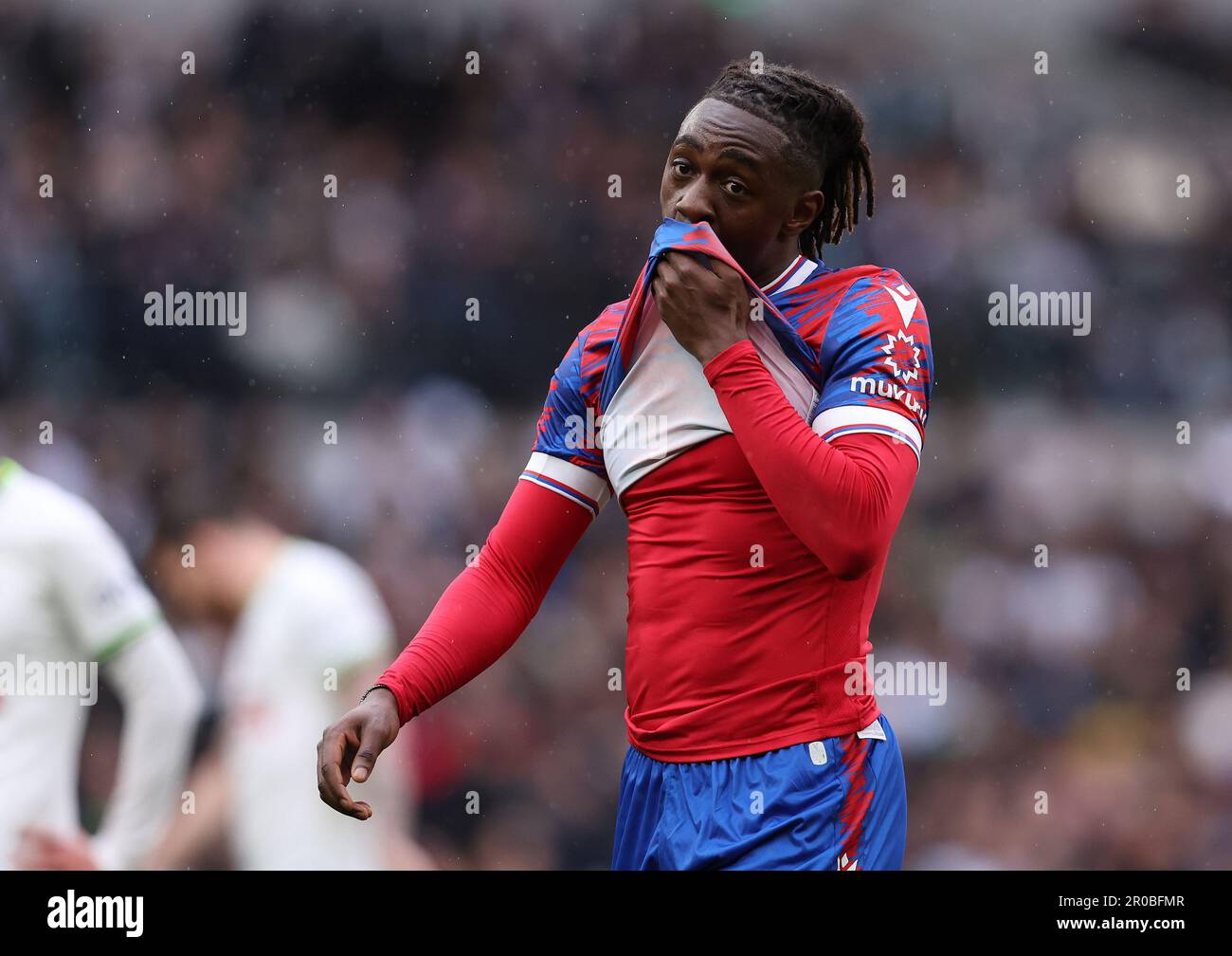 London, UK. 6th May, 2023. Eberechi Eze of Crystal Palace during the Premier League match at the Tottenham Hotspur Stadium, London. Picture credit should read: Paul Terry/Sportimage Credit: Sportimage Ltd/Alamy Live News Stock Photo