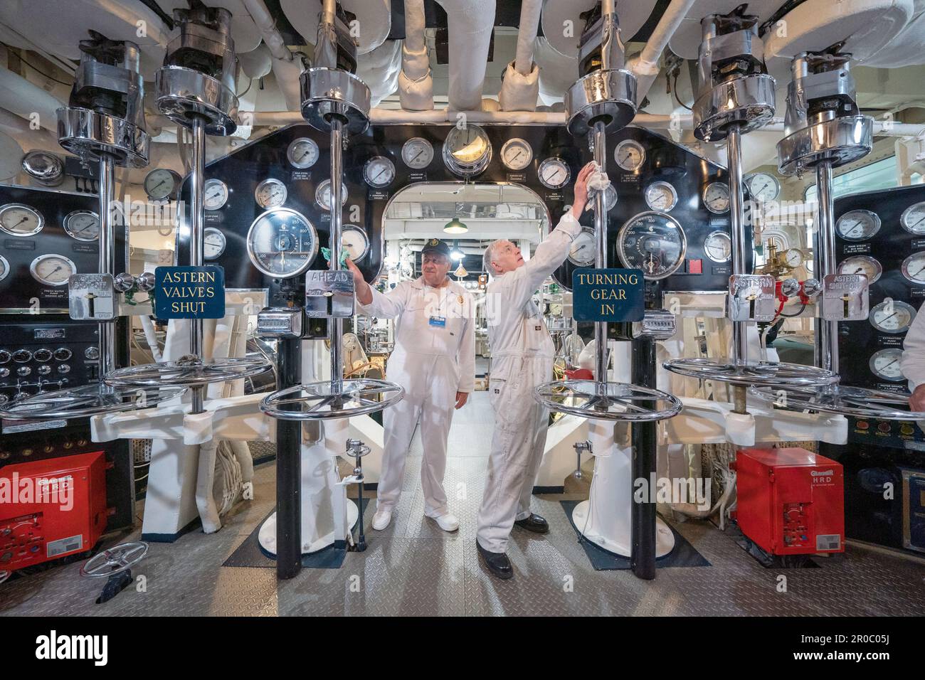 Engine room royal yacht britannia hires stock photography and images