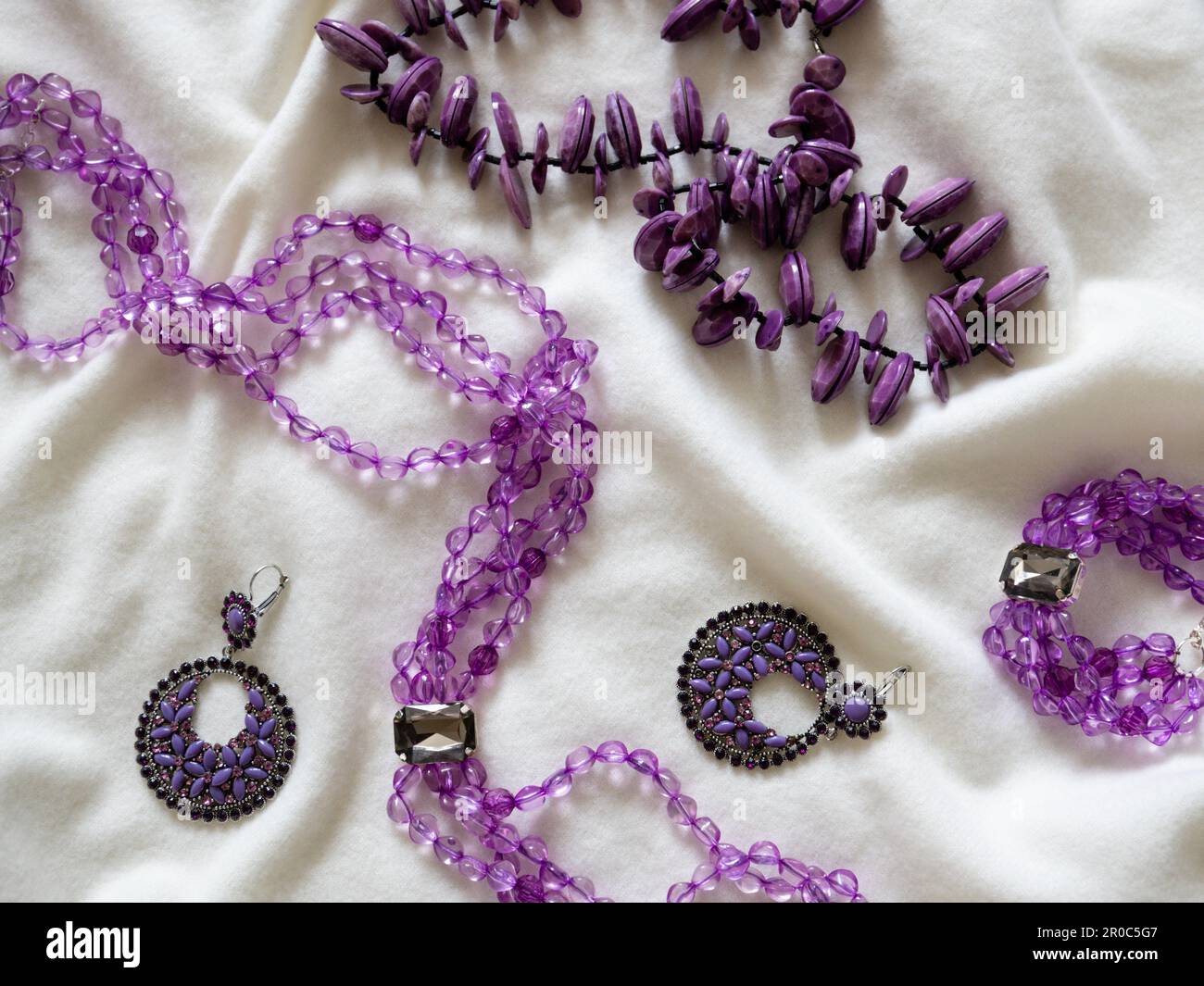 Amethyst and diamond necklace hi-res stock photography and images - Alamy
