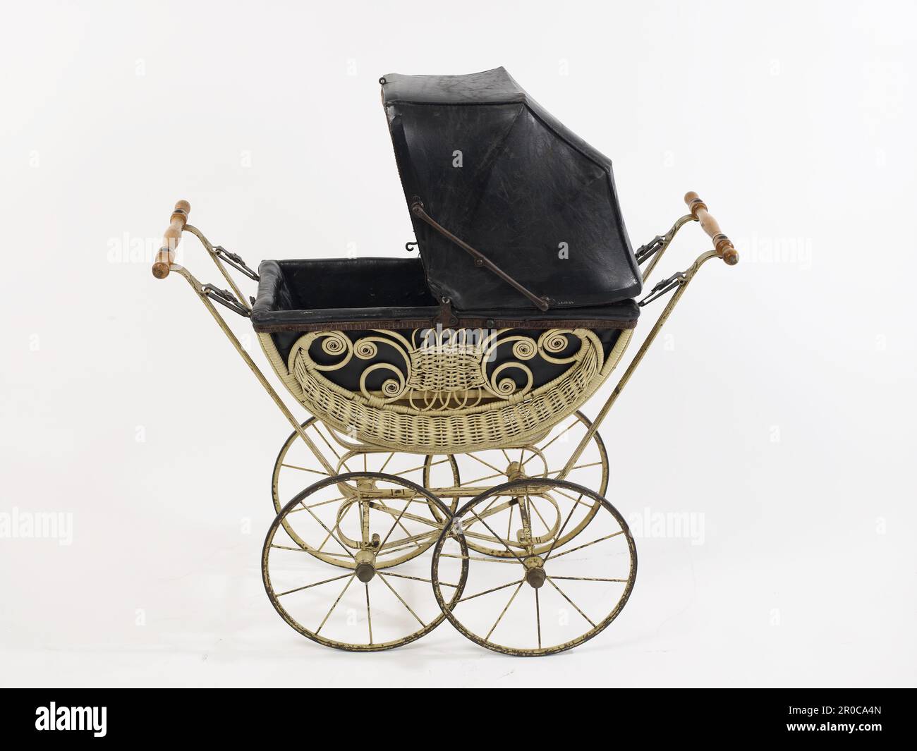 Pram Instrument Victorian pram hi-res stock photography and images - Alamy