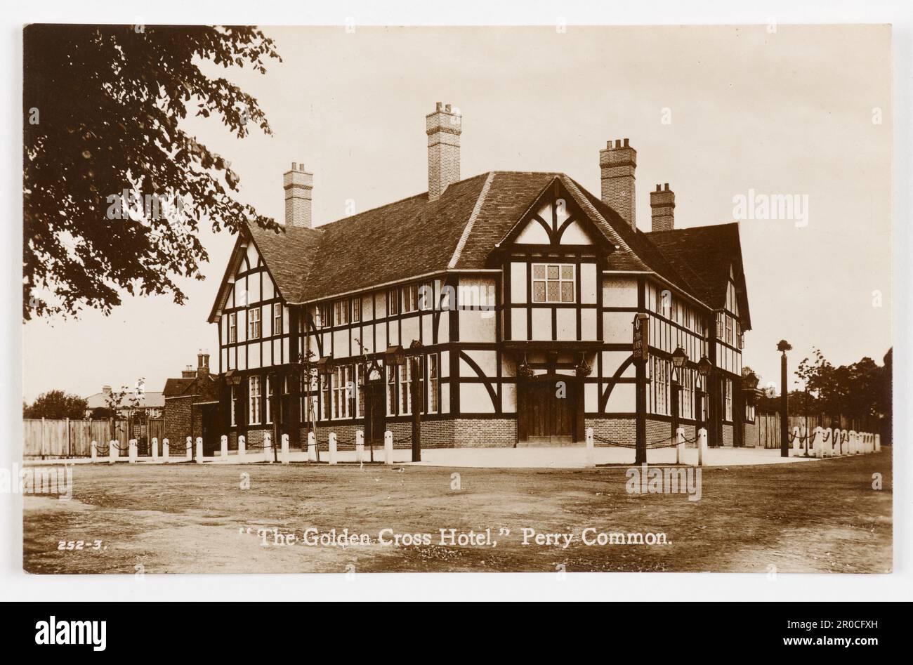 Postcard - Golden Cross Hotel Perry Common, 1930-40. Topographical ...