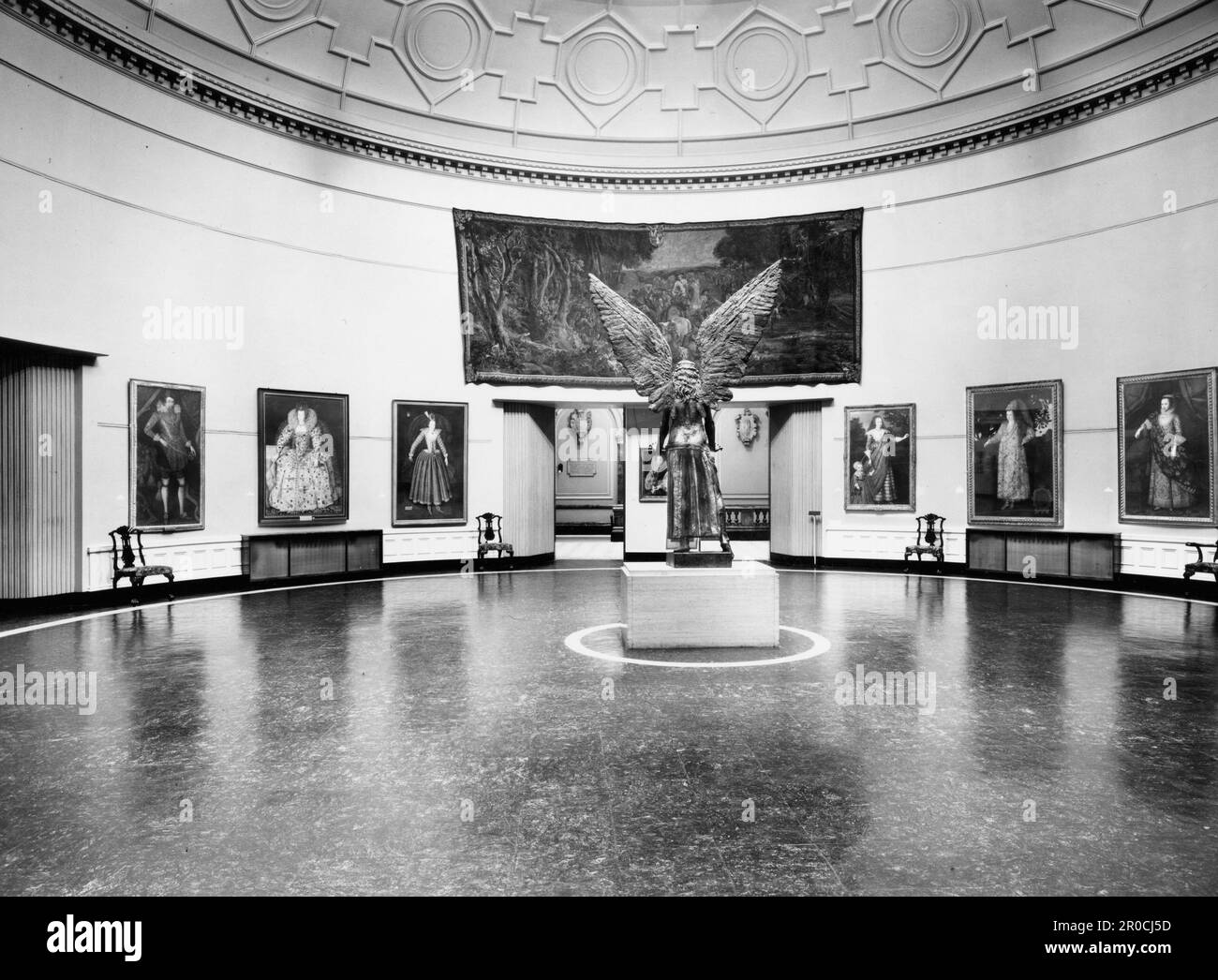 Round room showing 'Lucifer' sculpture by Sir Jacob Epstein Stock Photo