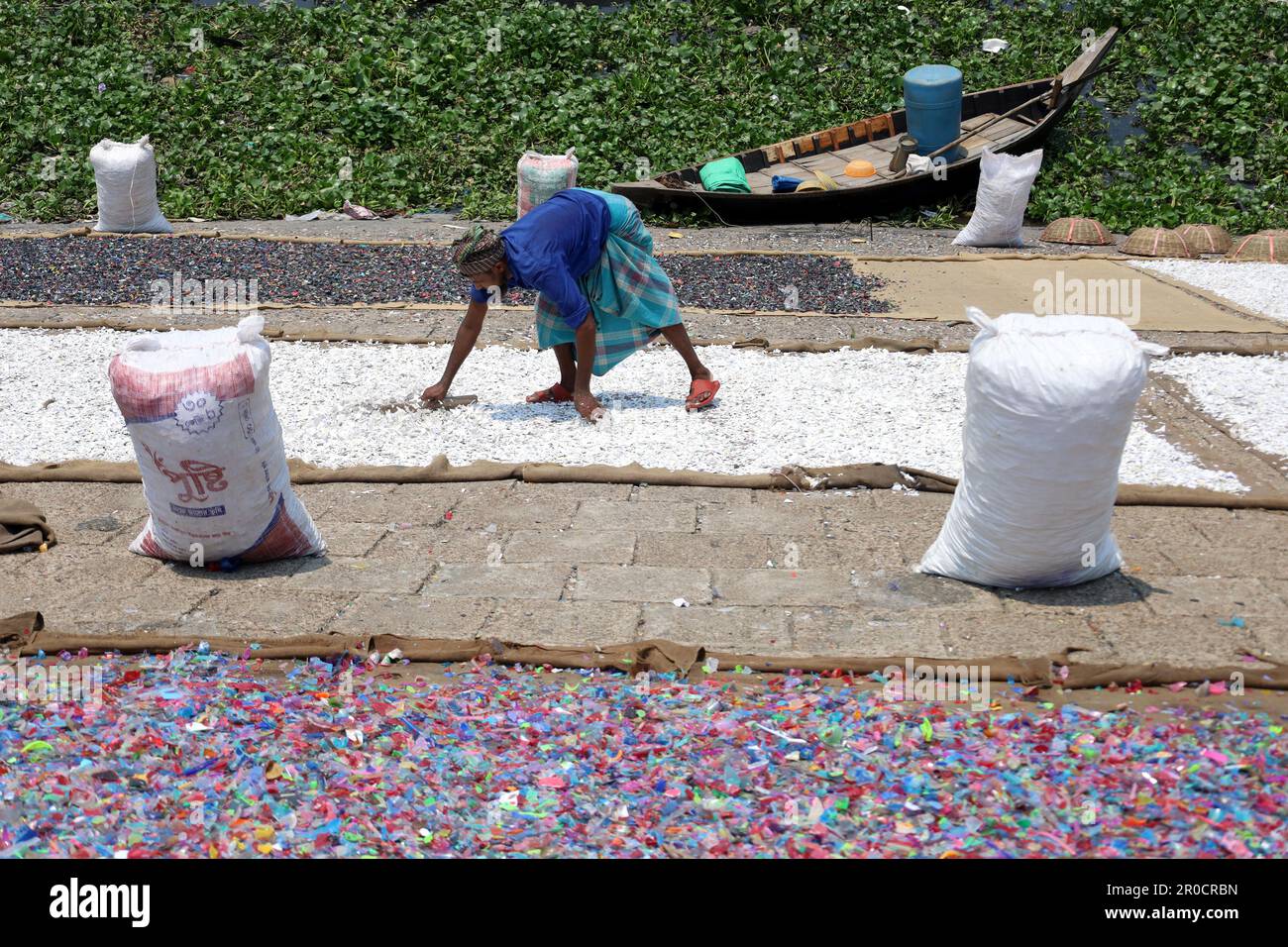 Dhaka, Bangladesh. 08th May, 2023. May 8, 2023, Dhaka, Dhaka, Bangladesh Workers are processing