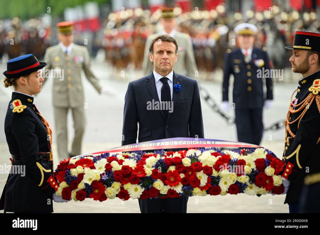 Paris, France. 08th May, 2023. French President of the Republic Emmanuel Macron lays a wreath, during the 78th commemorative ceremony of the victory of May 8, 1945, in Paris, France, on May 08, 2023. Photo by Eric Tschaen/Pool/ABACAPRESS.COM Credit: Abaca Press/Alamy Live News Stock Photo