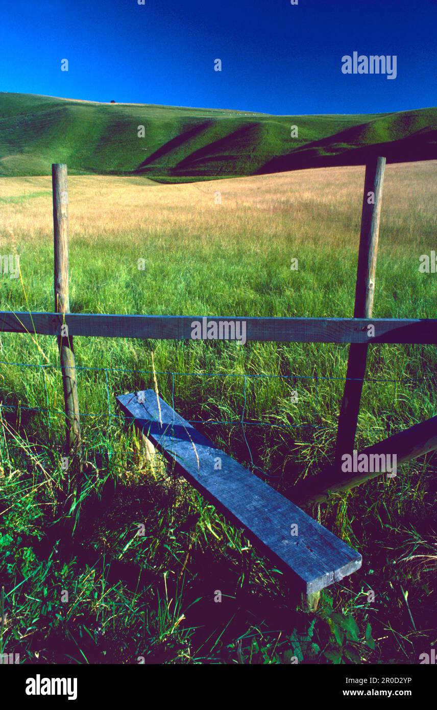 Stile into field, Vale of White Horse, near Uffington, Oxfordshire Stock Photo