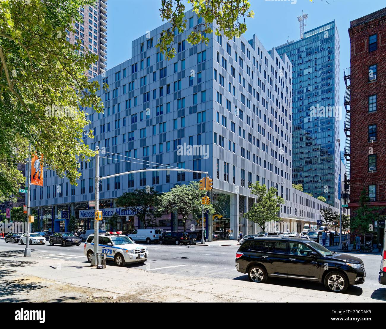 Mercedes House is a zigzagging residential highrise with cascading