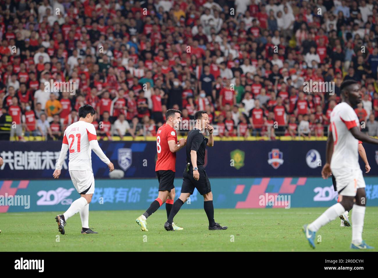 Chengdu Rongcheng Football Club defeated Qingdao Hainiu Football Club with 3-2 at the fifth round of the 2023 Chinese Super League (CSL) in Chengdu City, southwest China's Sichuan Province, 6 May, 2023.      (Photo by ChinaImages/Sipa USA) Stock Photo