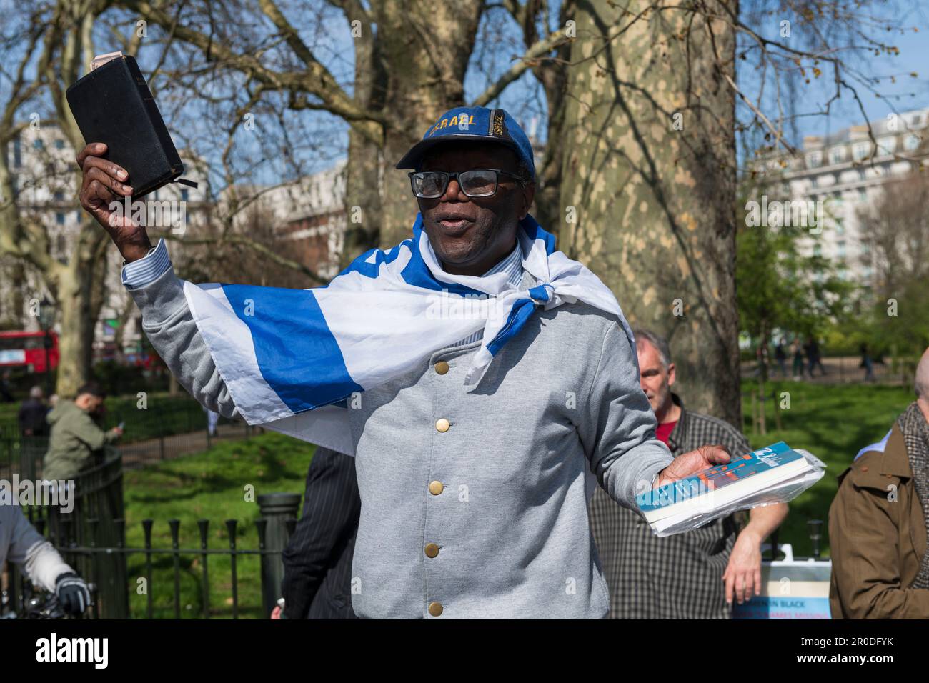 A christian preacher wrapped in a Israeli flag, Speakers' Corner, Hyde