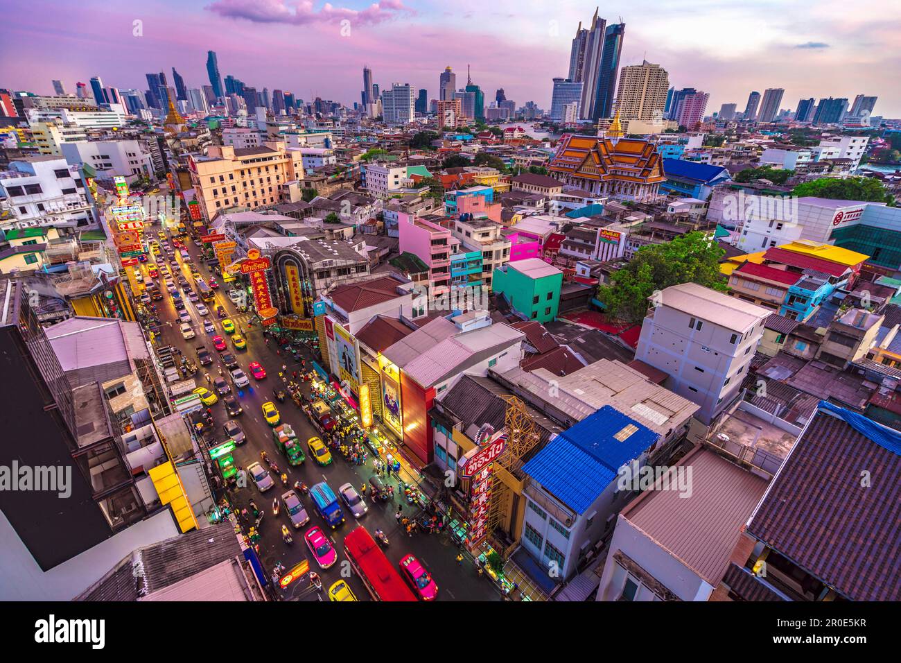 The view from the 'Royal Bangkok' hotel on Yaowarat Road, Bangkok, Thailand Stock Photo