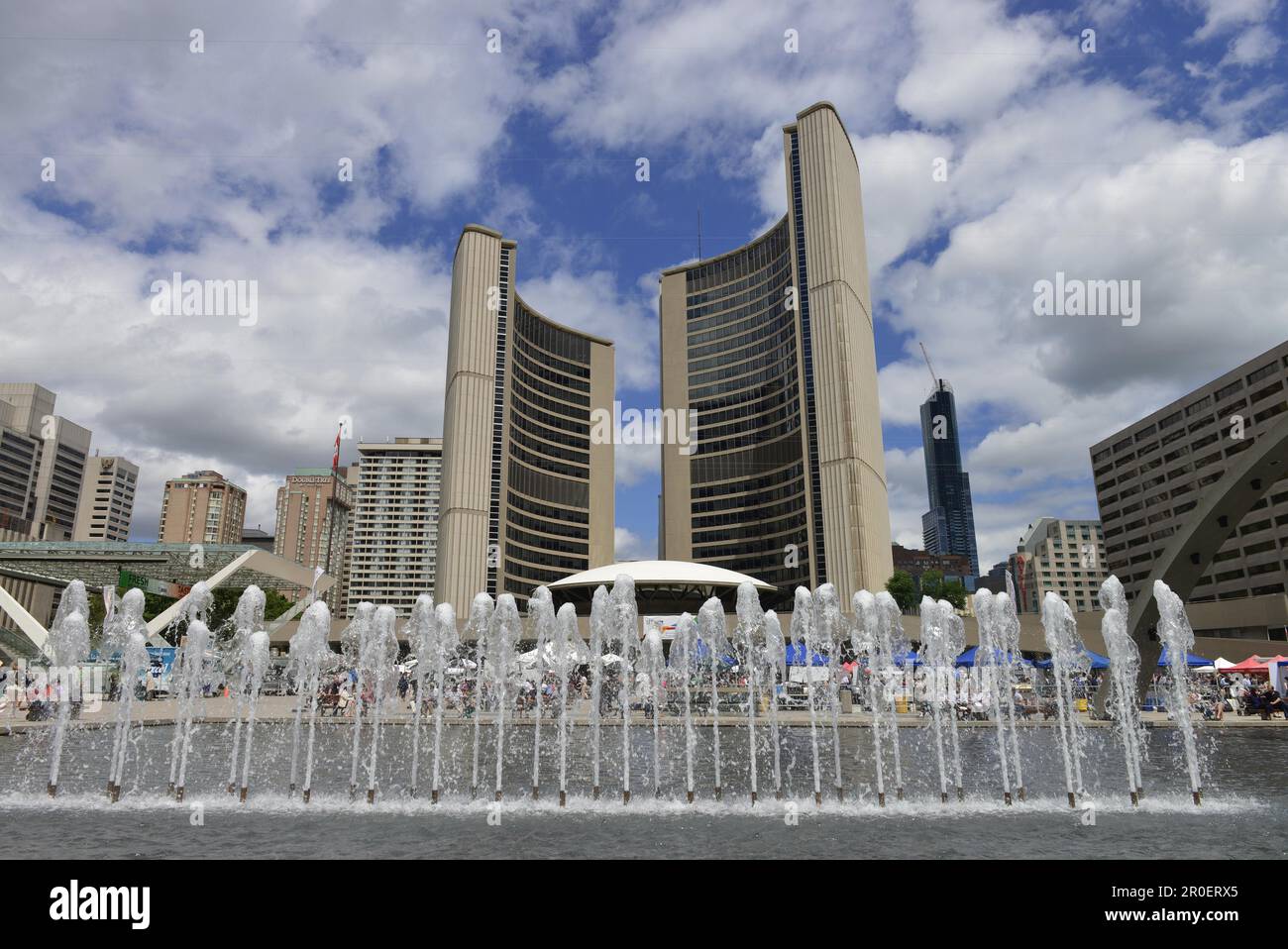 New City Hall, Nathan Phillips Square, Toronto, Ontario, Canada Stock Photo Alamy