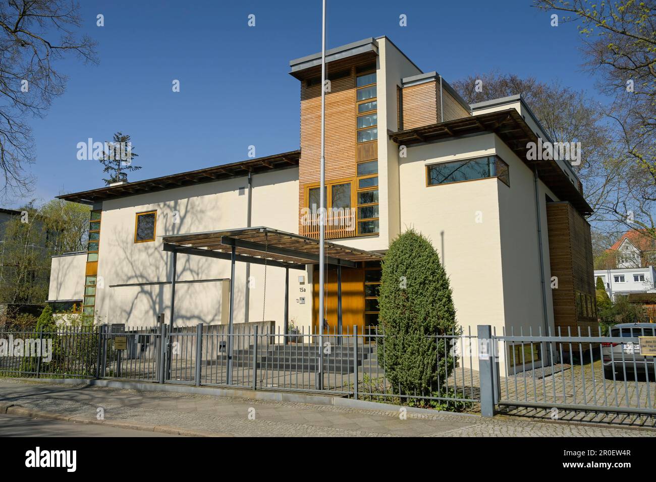 Residence of the Ambassador of the Kingdom of Norway, Winkler Strasse, Grunewald, Charlottenburg-Wilmersdorf, Berlin, Germany Stock Photo