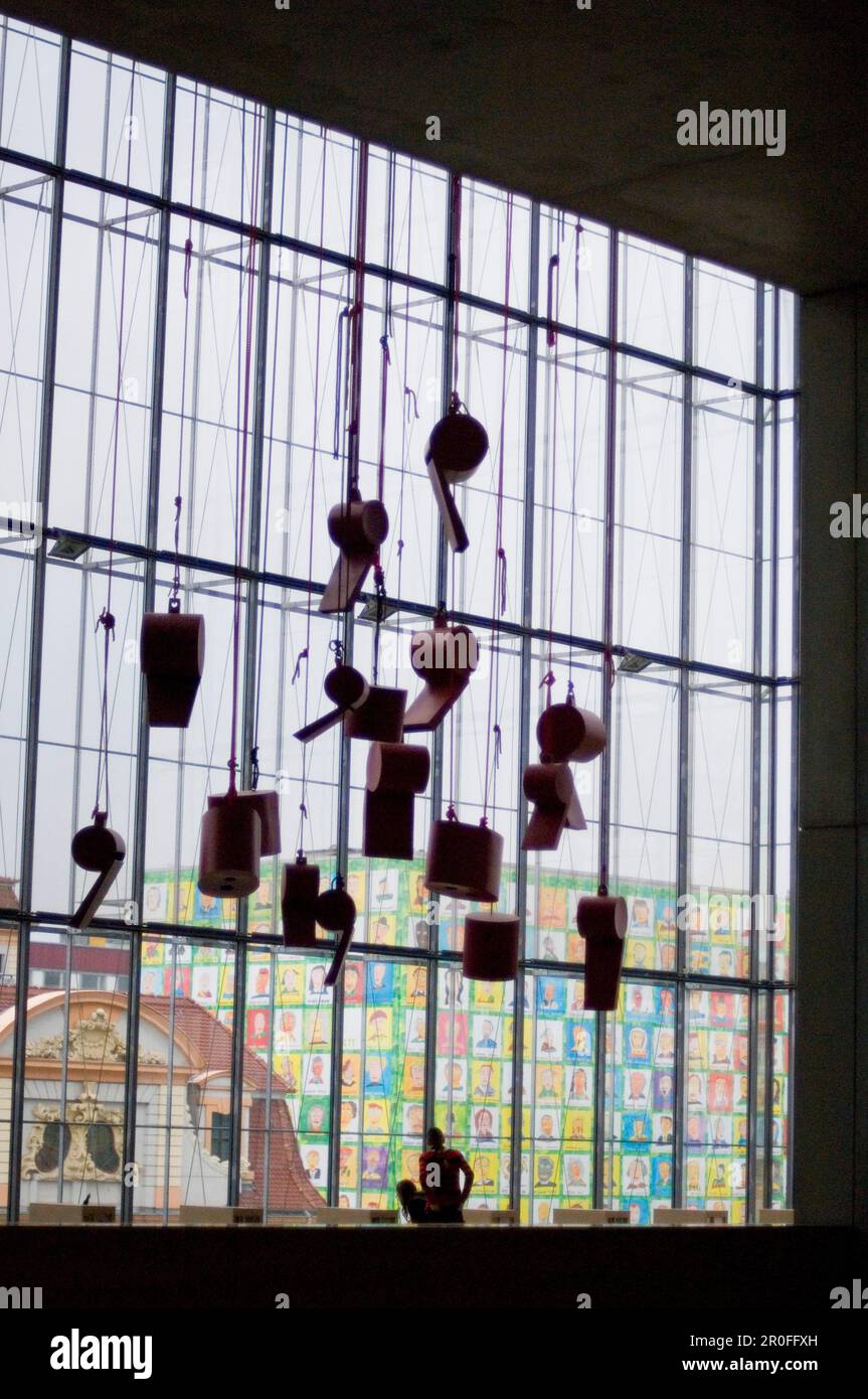 Museum window details hi-res stock photography and images - Alamy