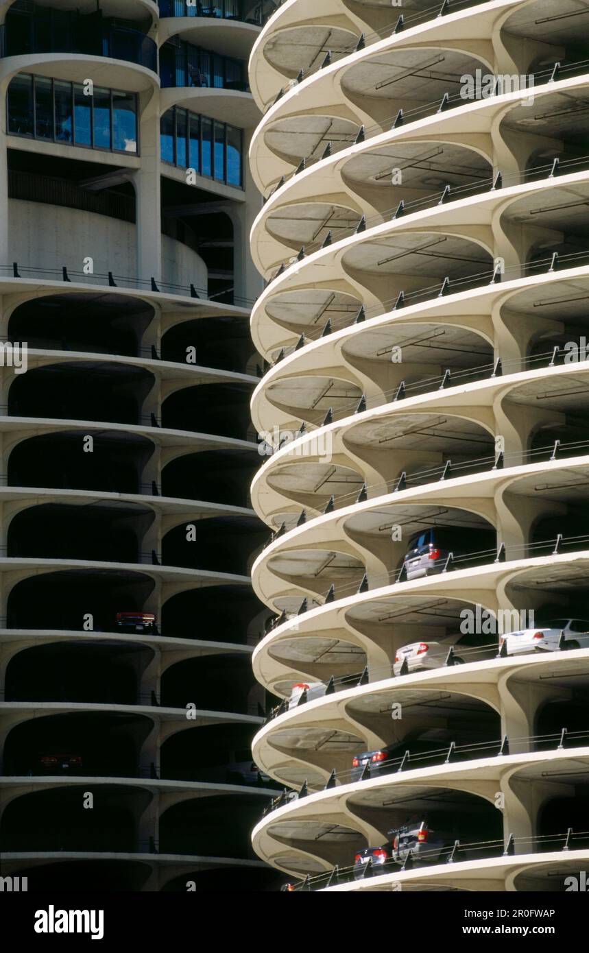 High rise building, Parking garage, Bertrand Goldberg, Marina City