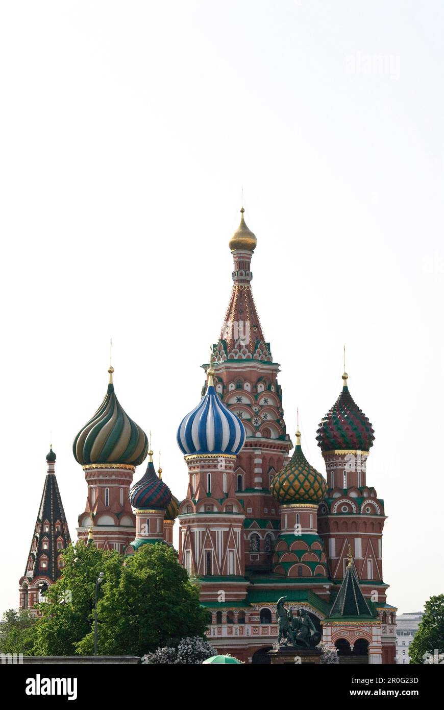 Cathedral of Saint Basil the Blessed, St. Basils Cathedral, Red Square ...