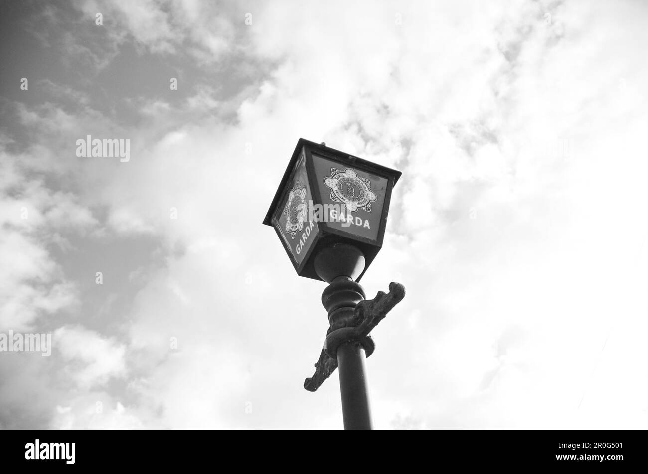 Garda siochana logo Black and White Stock Photos & Images - Alamy Garda siochana logo Black and White Stock Photos & Images - Alamy
