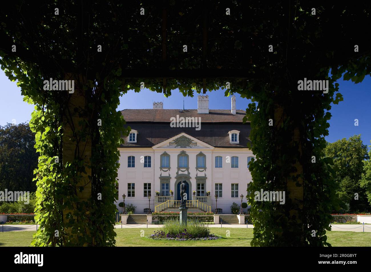 Grounds of Branitz castle, Fürst Pückler Park near Cottbus, Brandenburg, Germany, Europe Stock Photo