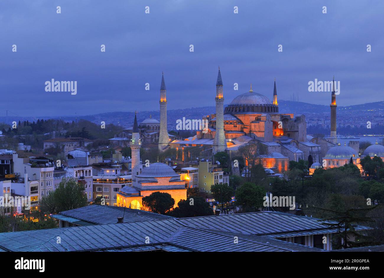Illuminated hagia sophia hi-res stock photography and images - Alamy