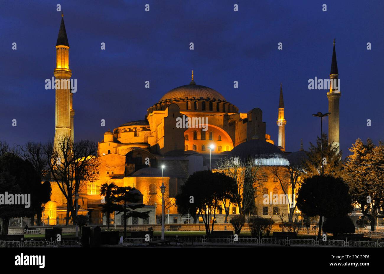 Illuminated hagia sophia hi-res stock photography and images - Alamy