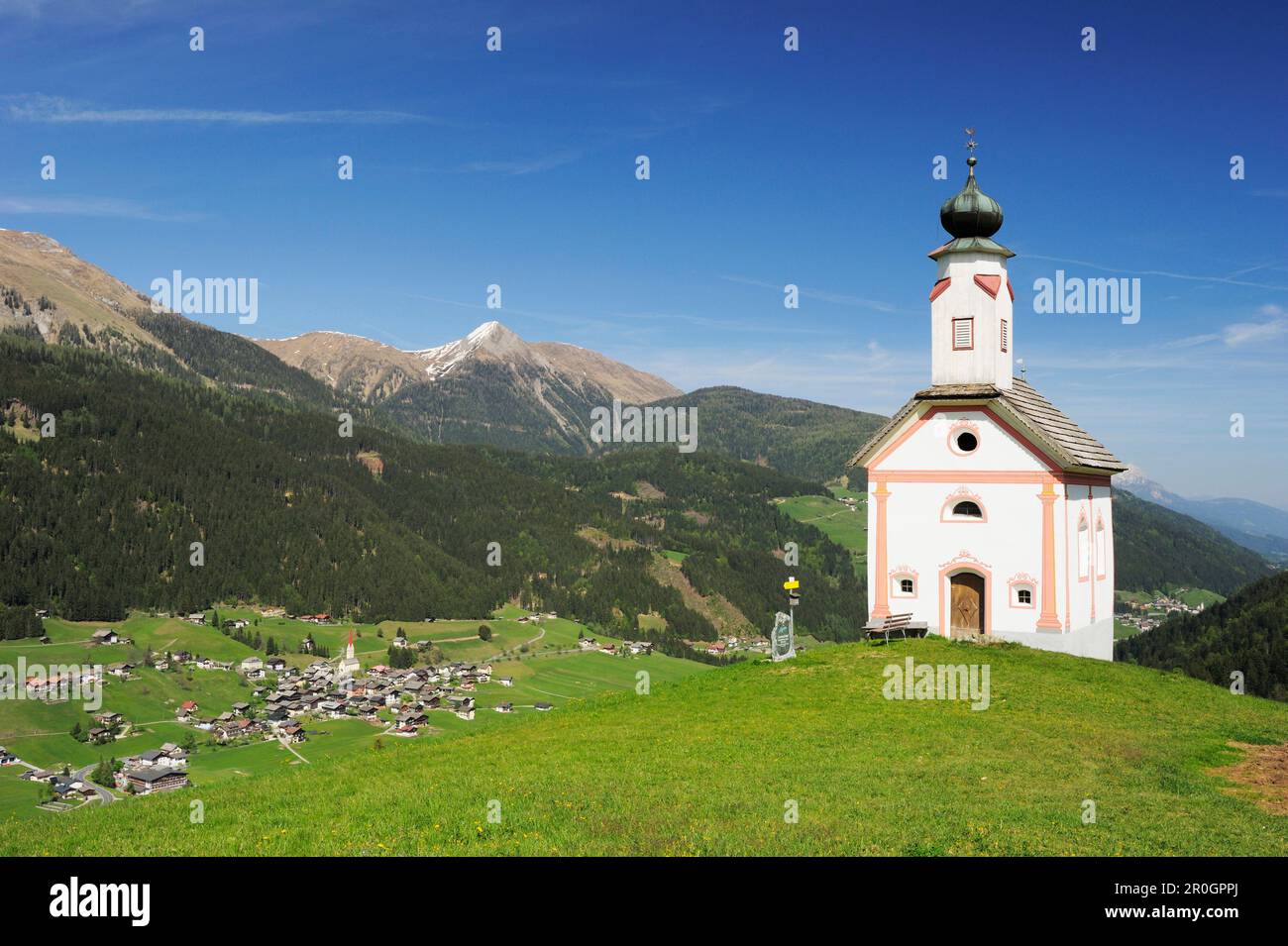 Chapel in front of mountains, valley of Lesachtal, Carinthia, Austria, Europe Stock Photo