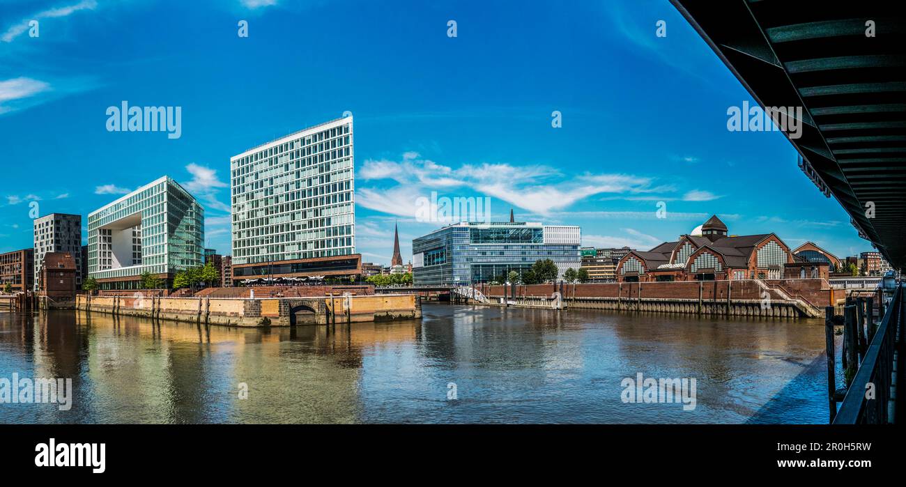 https://c8.alamy.com/comp/2R0H5RW/panoramaview-to-the-new-speicherstadt-with-spiegel-house-and-deichtorhallen-hamburg-germany-2R0H5RW.jpg