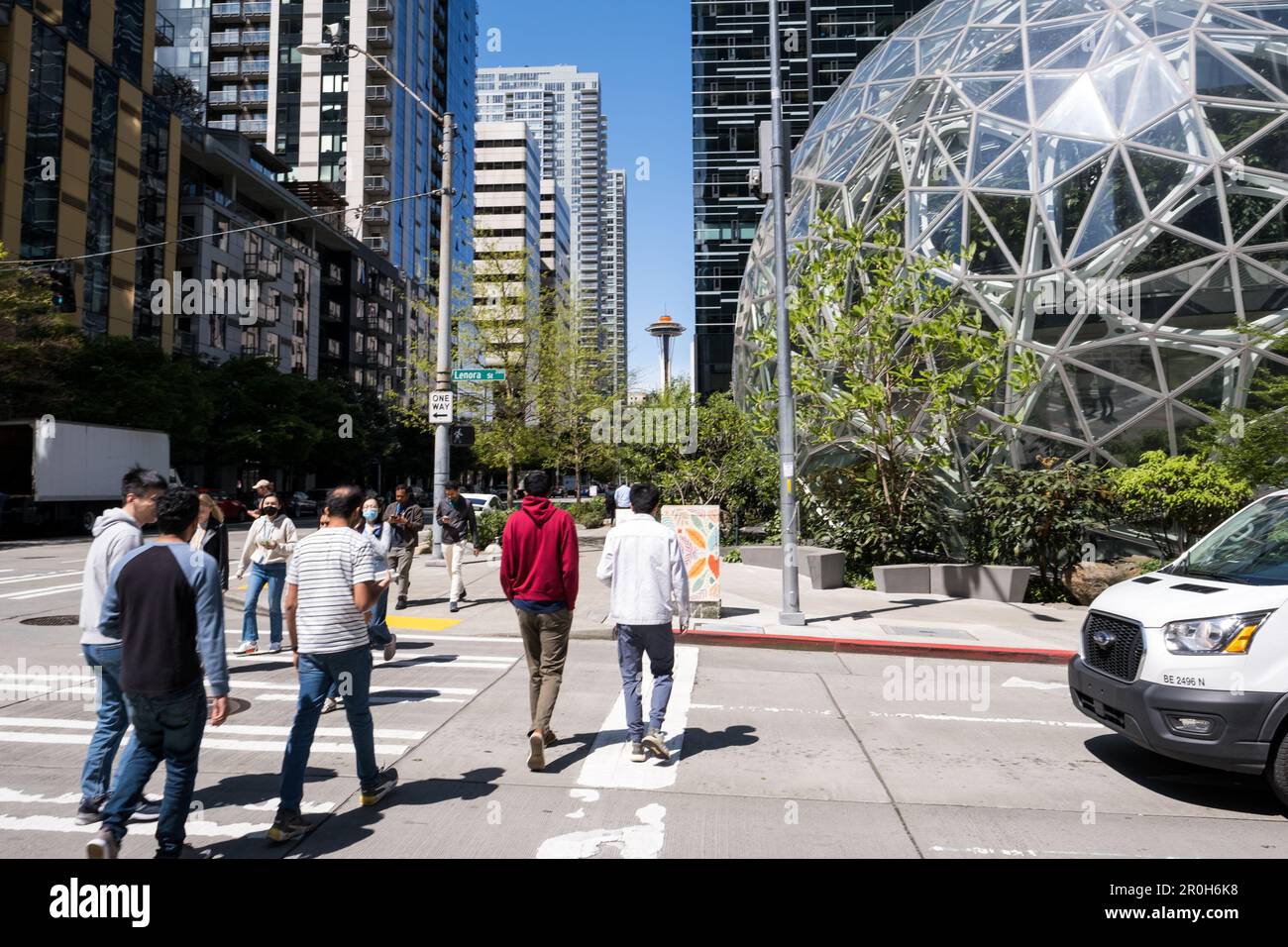 Seattle, USA. 8 May, 2023. Employees passing the Spheres after Amazon ...