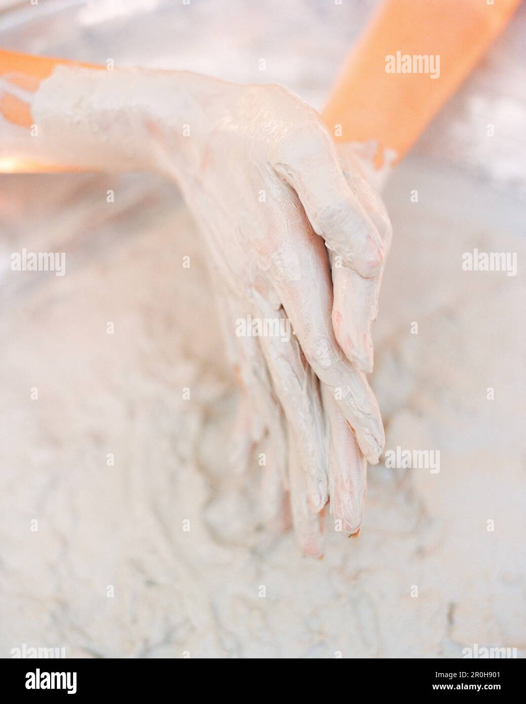 Human hands close up hi-res stock photography and images - Alamy