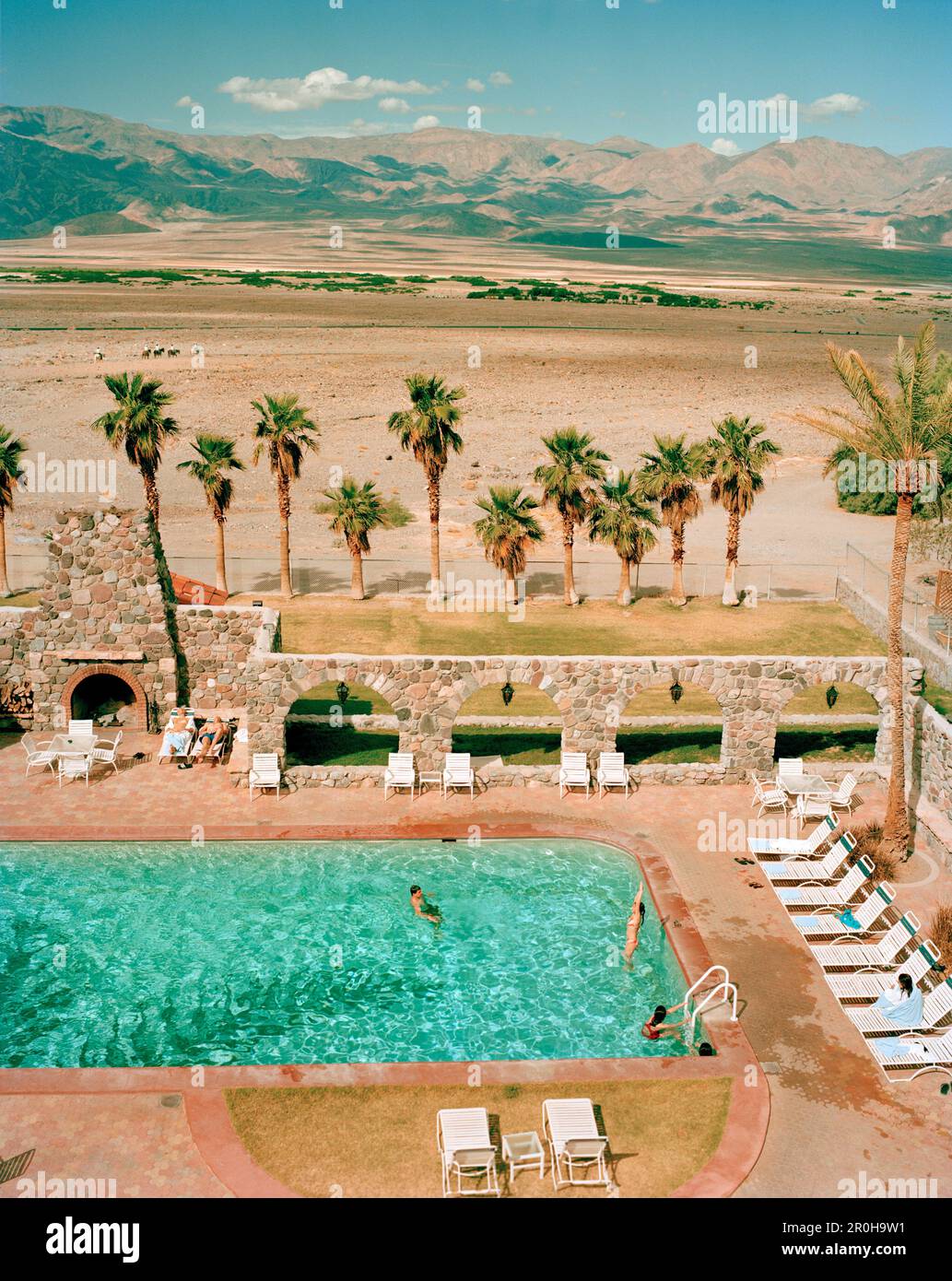 Pool death family hi-res stock photography and images - Alamy