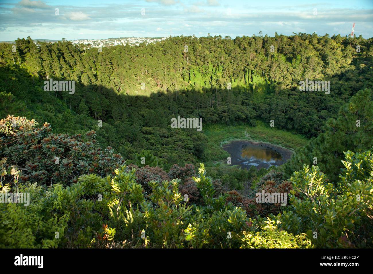 MAURITIUS, looking into Troux aux Cerfs crater in the town of Curepipe Stock Photo