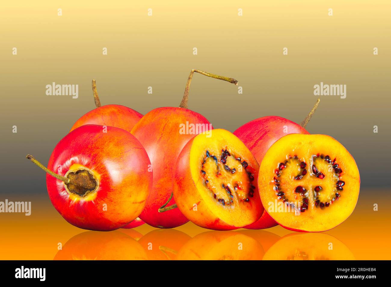 Tree tomato, Tamarillo, Tomate de árbol (Cyphomandra betacea, Cyphomandra crassicaulis), Tamarillo fruits have many vitamins and minerals Stock Photo