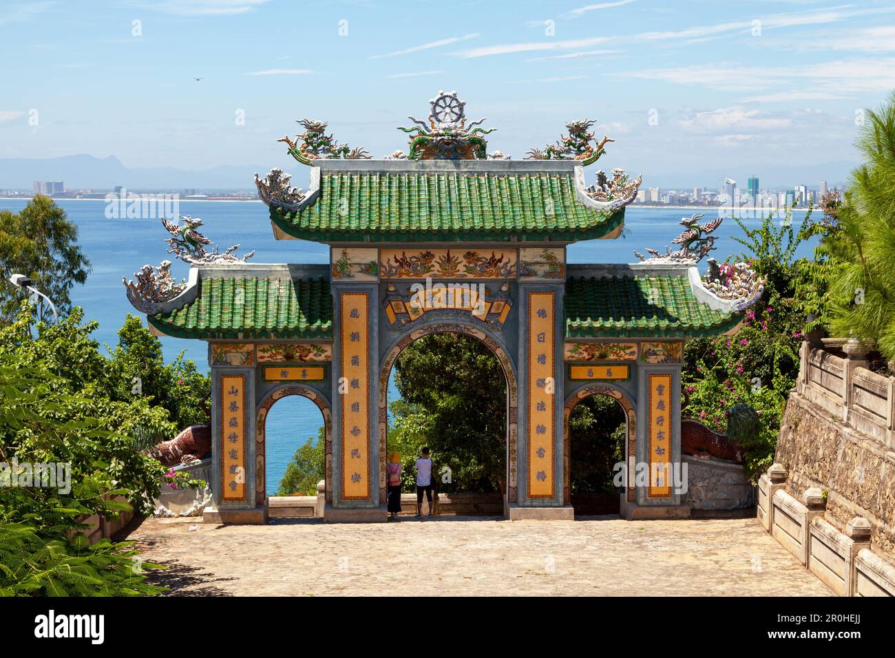 Da Nang, Vietnam - August 21 2018: Gate of the Linh Ung Pagoda atop of the Son Tra Mountain. Stock Photo