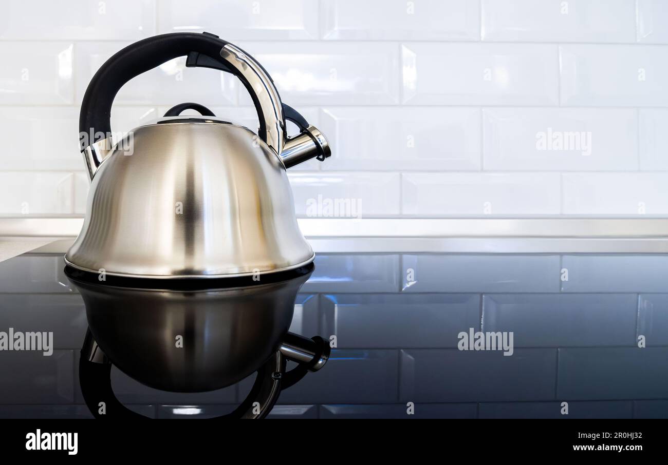 Kettle with whistle hi-res stock photography and images - Alamy