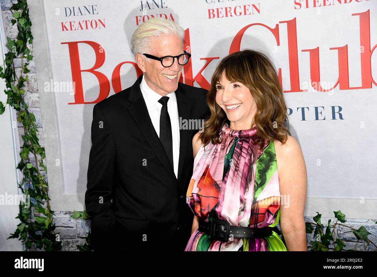 New York, USA. 08th May, 2023. Ted Danson and Mary Steenburgen walking ...