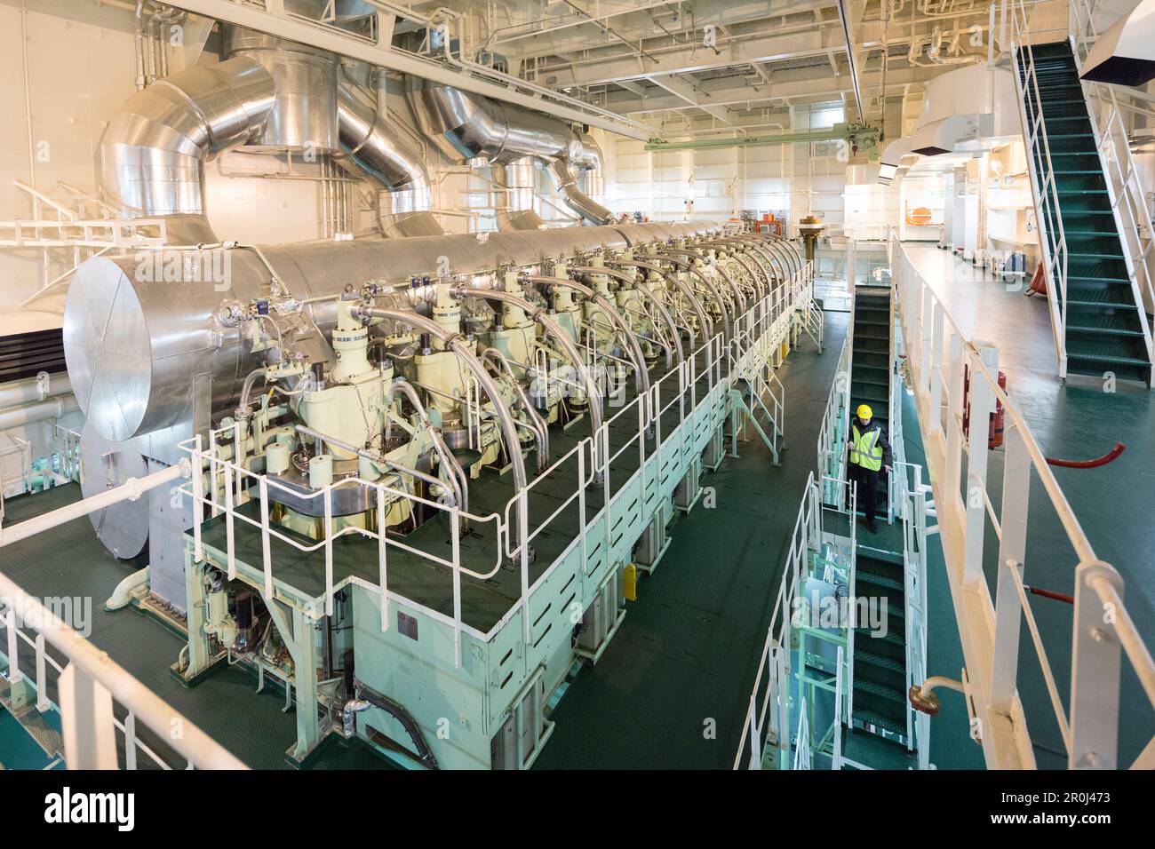 Engine room of the CMA CGM Marco Polo, Hamburg, Germany Stock Photo - Alamy