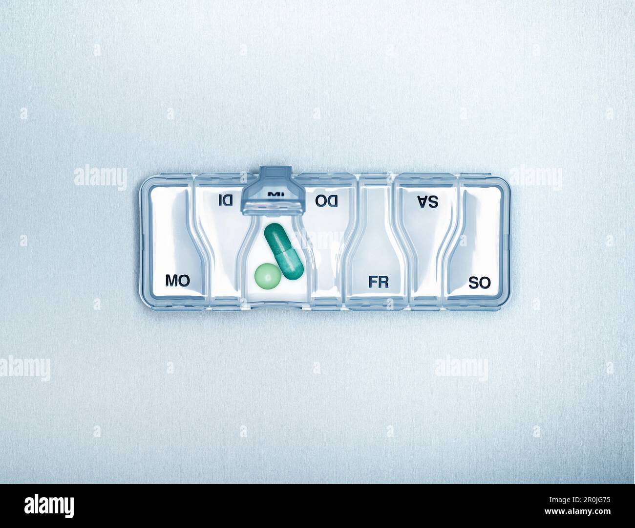 Tablet box hi-res stock photography and images - Alamy