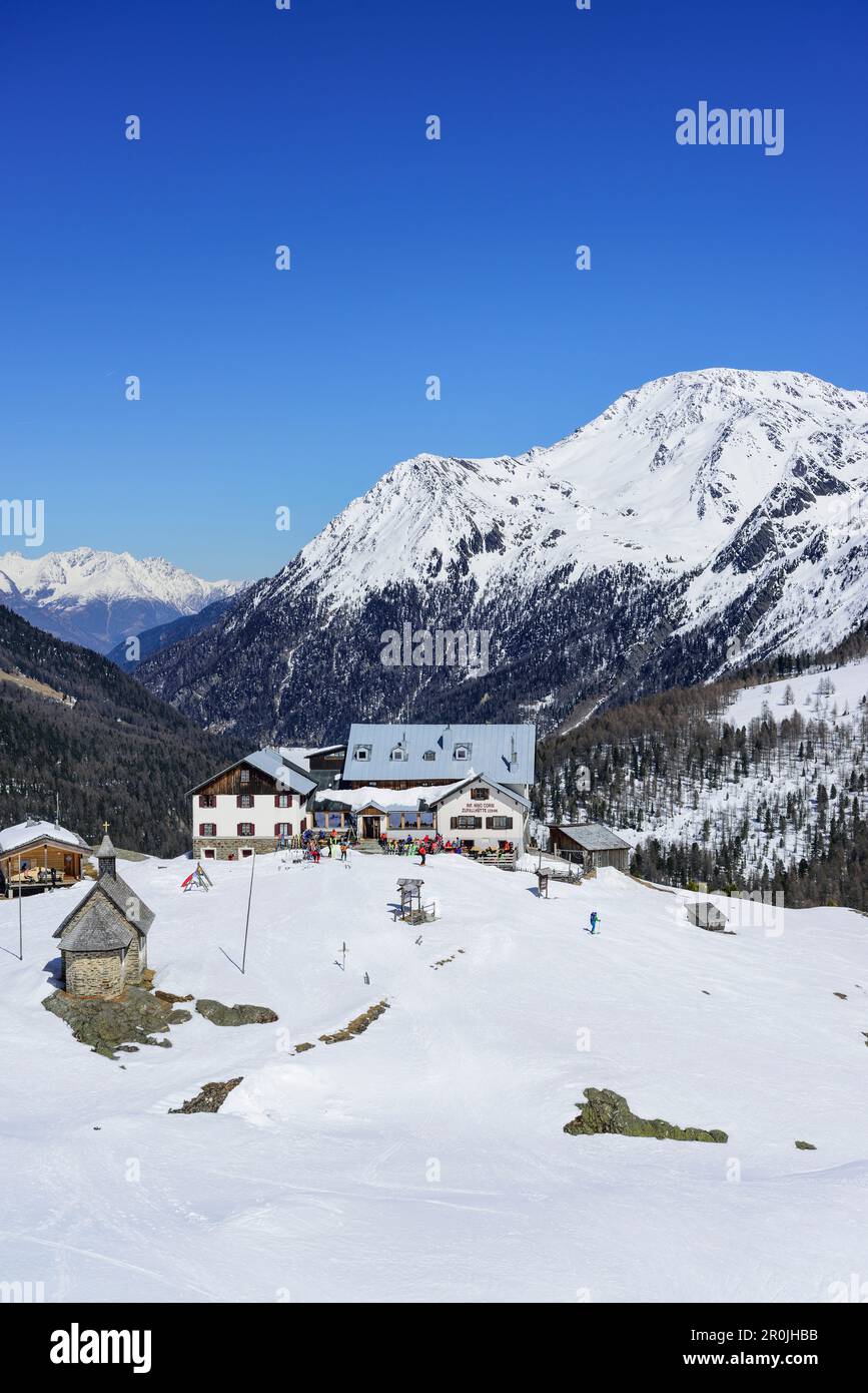 Alpine Hut Zufallhuette, Rifugio Nino Corsi, with Altplittschneid, valley of Martell, Ortler range, South Tyrol, Italy Stock Photo