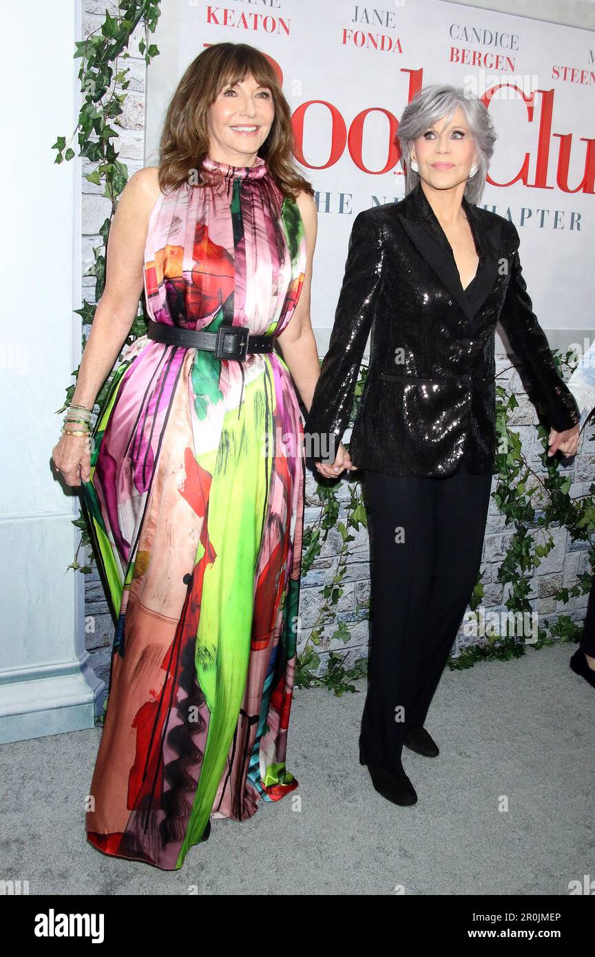 New York, NY, USA. 8th May, 2023. Mary Steenburgen and Jane Fonda at