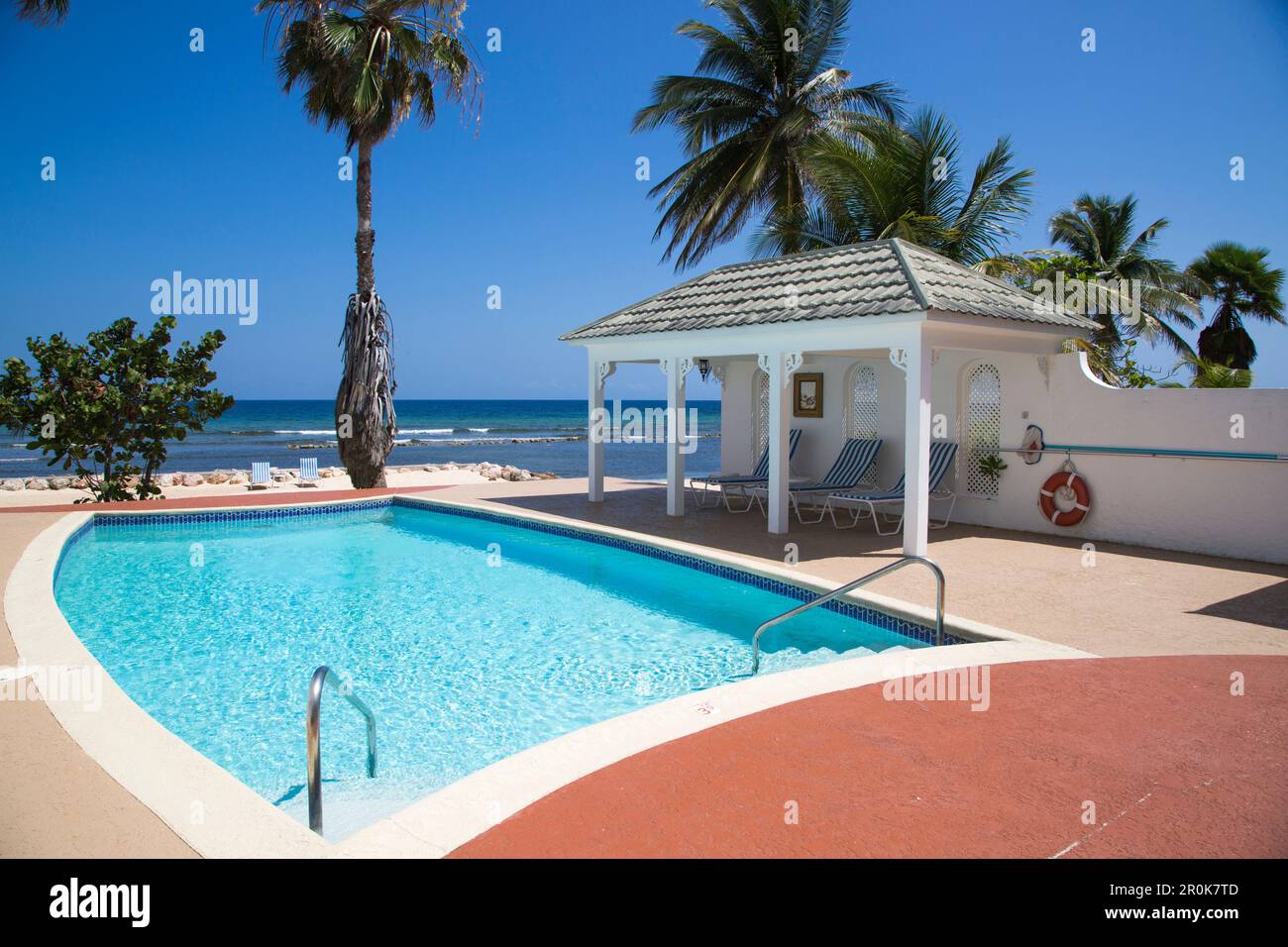 Private swimming pool of Hibiscus Suite of Half Moon