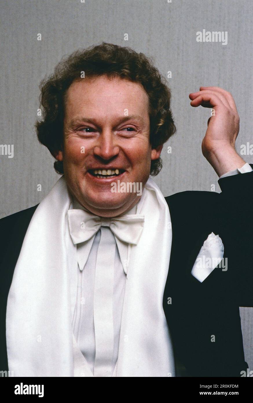 Andrzej Ratusinski, polnischer Pianist, Portraitaufnahme nach dem ...