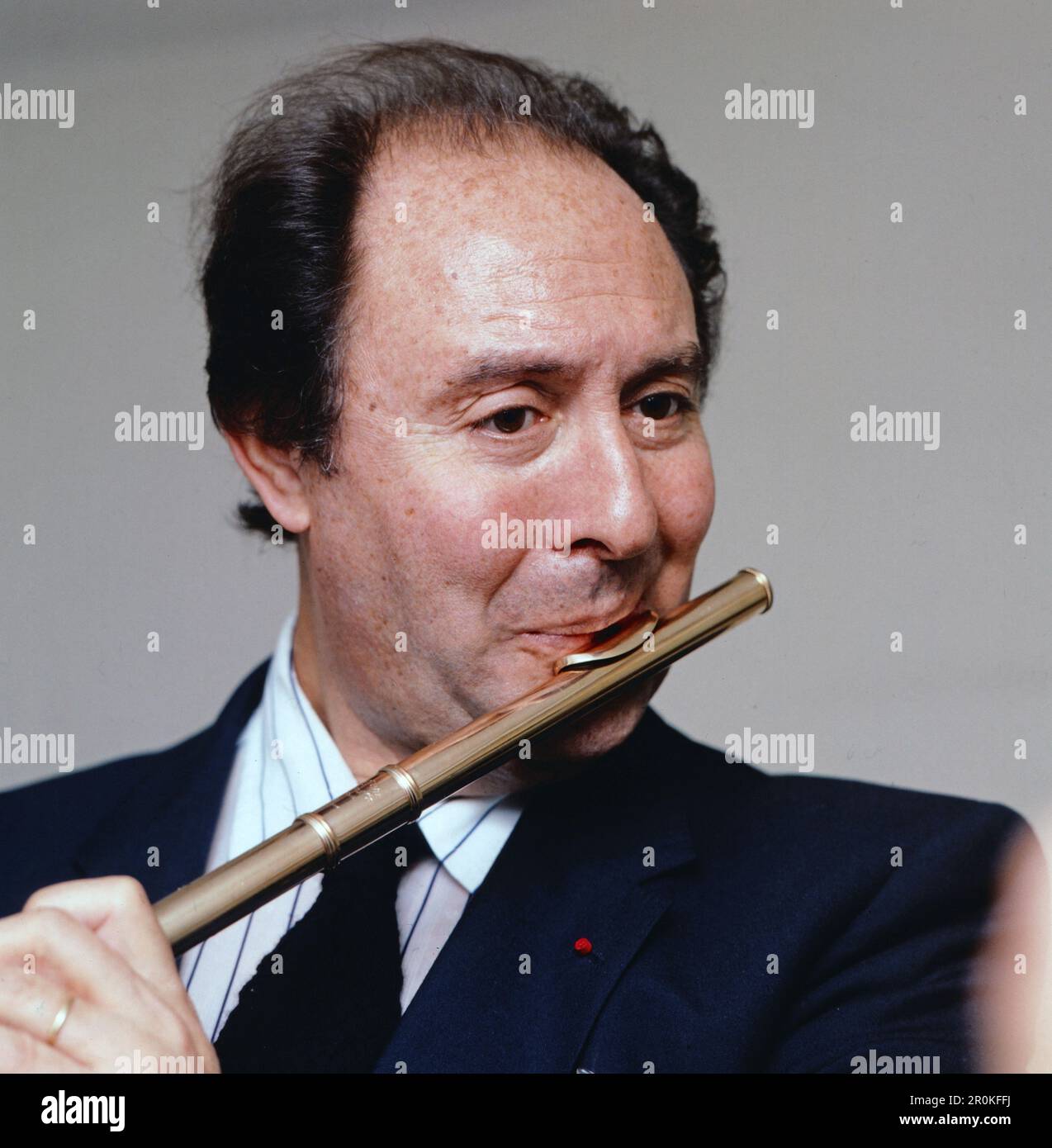 Jean Pierre Rampal, berühmter französischer Flötist, Portrait, Deutschland, 1980. Jean Pierre Rampal, famous French flutist, portrait, Germany, 1980. Stock Photo