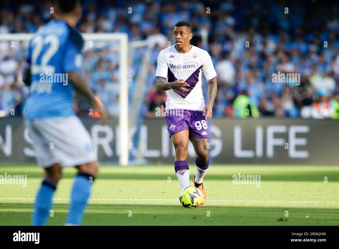 Igor Julio of Acf Fiorentina controls the ball during the Serie A match  between Juventus Fc and Acf Fiorentina Stock Photo - Alamy