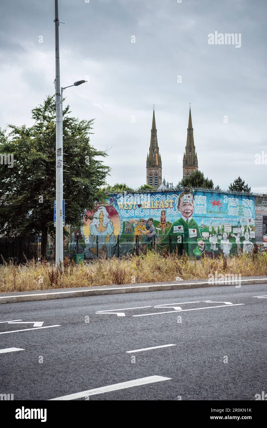 murals at dividing wall in between Catholics and Protestants, Wester