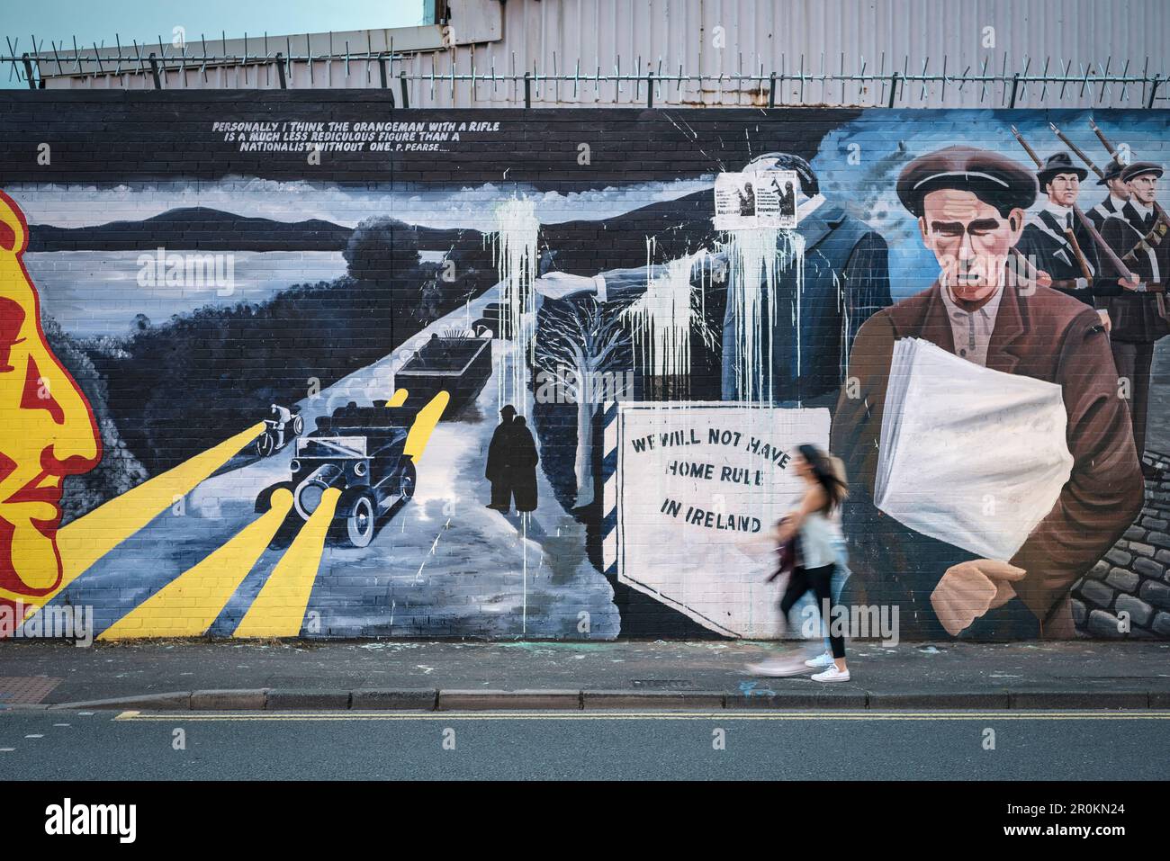 murals at dividing wall in between Catholics and Protestants, Wester