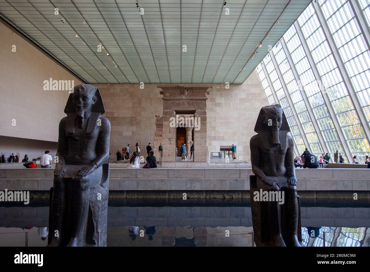 Temple of Dendur Exhibit at Metropolitan Museum in New York, USA Stock Photo