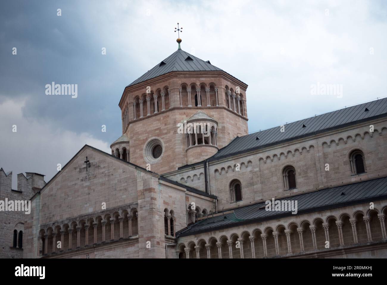 scorcio della cattedrale di San Vigilio a Trento, la città di Trento Stock Photo