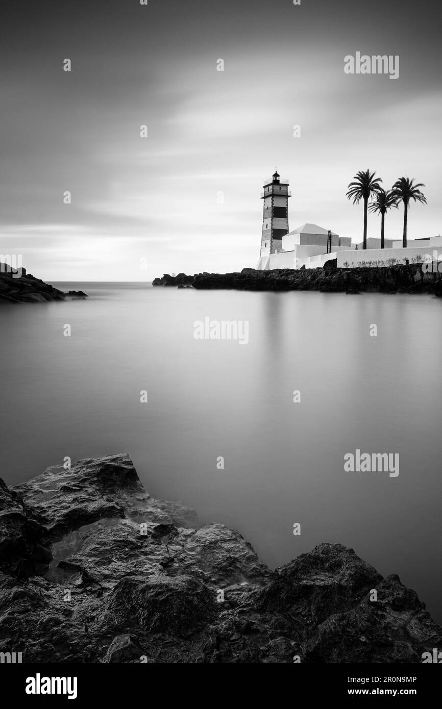 Atlantic coast sunrise Black and White Stock Photos & Images - Alamy