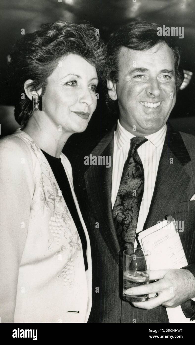 British presenter Sue Lawley and broadcaster Terry Wogan, UK 1989 Stock Photo