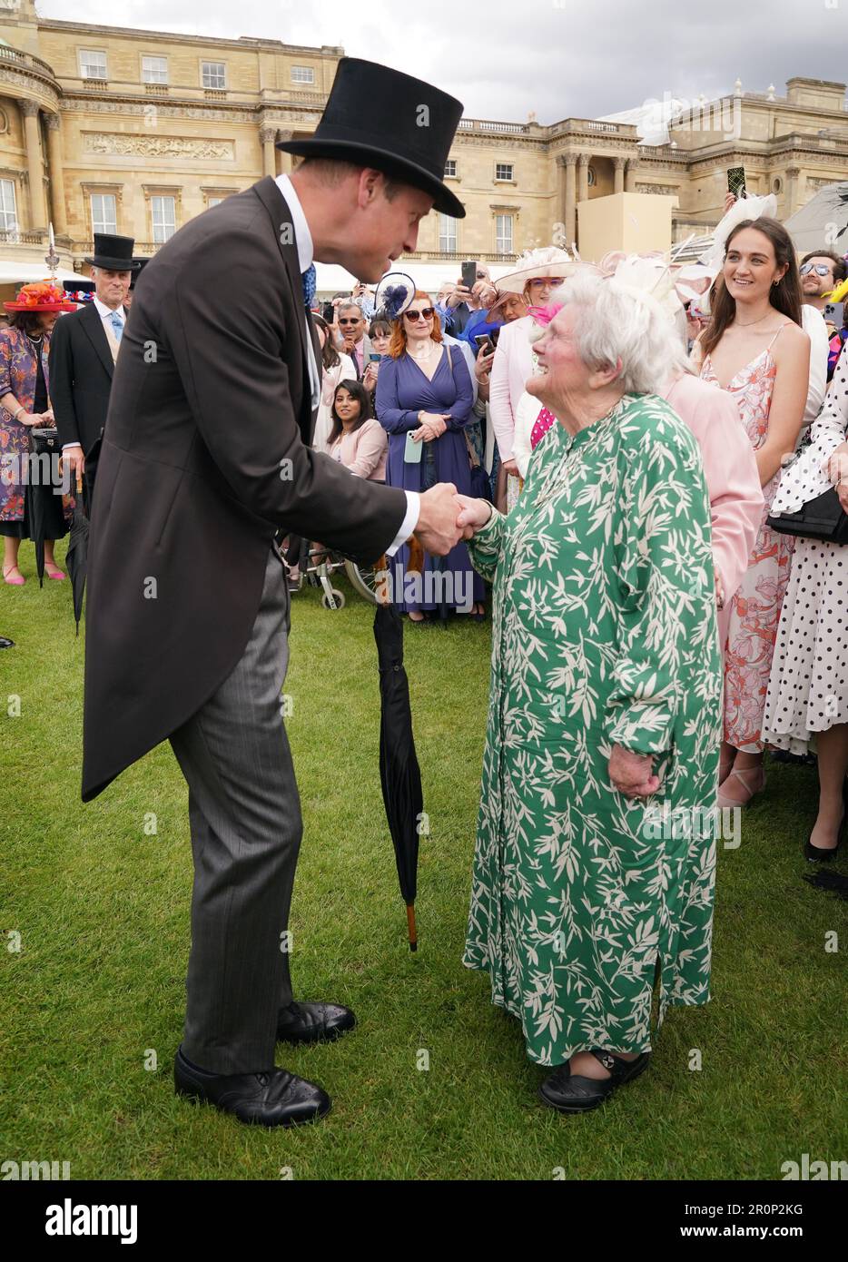 The Prince of Wales meets Dame Elizabeth Watts, who is 93 years old, during a Garden Party at Buckingham Palace, London, in celebration of the coronation. Picture date: Tuesday May 9, 2023. Stock Photo